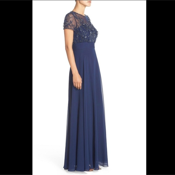 NWT JS Collections [ 0‎ or 2 ] Embellished Mesh & Chiffon Gown in Navy Blue - Picture 3 of 8